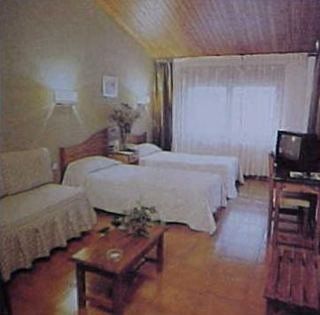 Guillem & Hotel Encamp